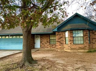 609 Main St, Roanoke, TX 76262