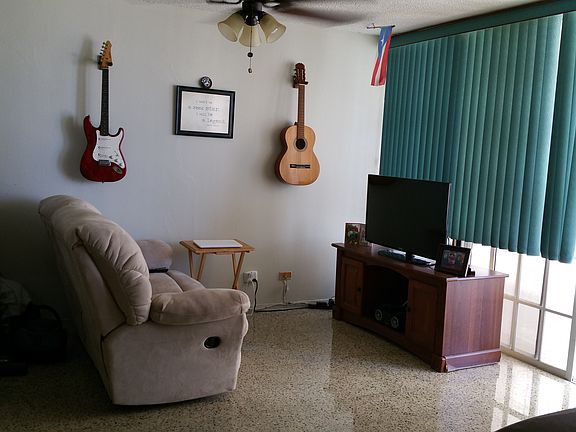 5th image of Cond 890 Ashford Avenue