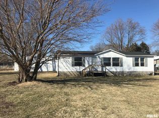 716 E Birch St, New Berlin, IL 62670