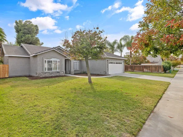 1025 Shady Street, Lemoore, CA 93245