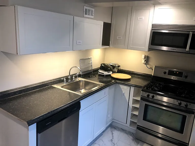 613 Gallatin St NW #B — Photo 20