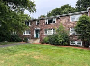 8 Myles Standish Dr UNIT 3, Haverhill, MA 01835