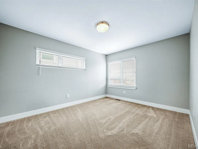 435 S Forest St #6 — Photo 28