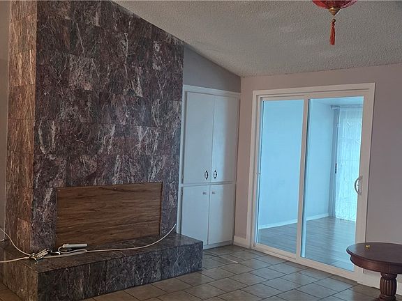 5th image of 2297 E Desert Inn Rd #2
