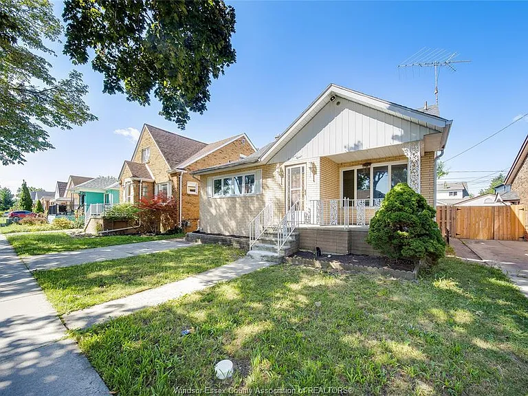 1715 Alexis Rd #LOWER — Photo 50
