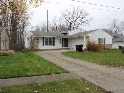 125 Woodview Dr, Elyria, OH, 44035