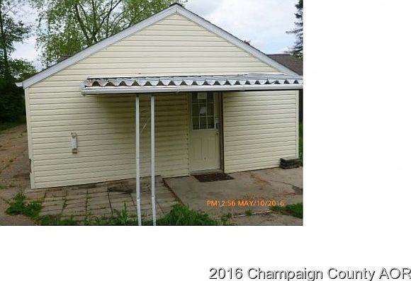 2nd image of 212 Woodlawn Blvd
