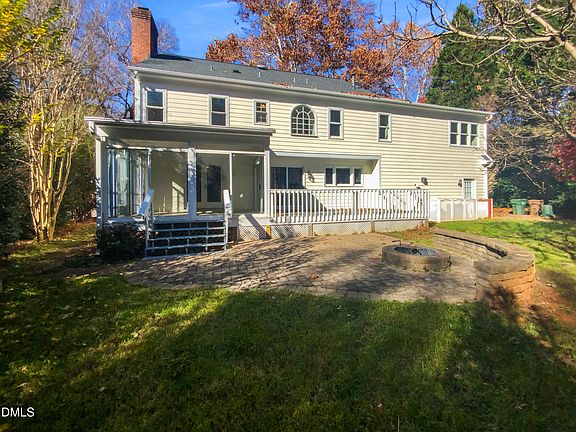 5th image of 103 Lochberry Ln