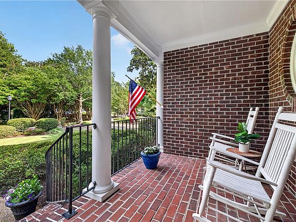 4th image of 1077 Caton Dr
