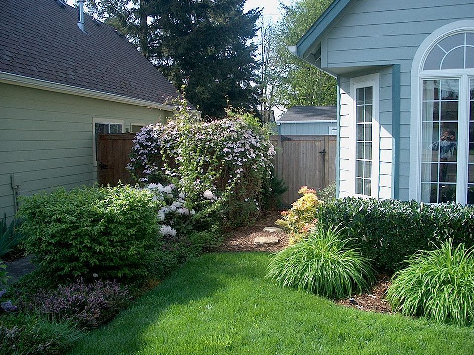 2nd image of 6629 Columbine Ct SE