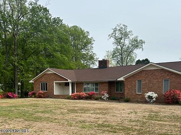 2nd image of 4318 Country Club Drive N