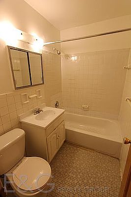 5th image of 183-11 Hillside Ave #10H