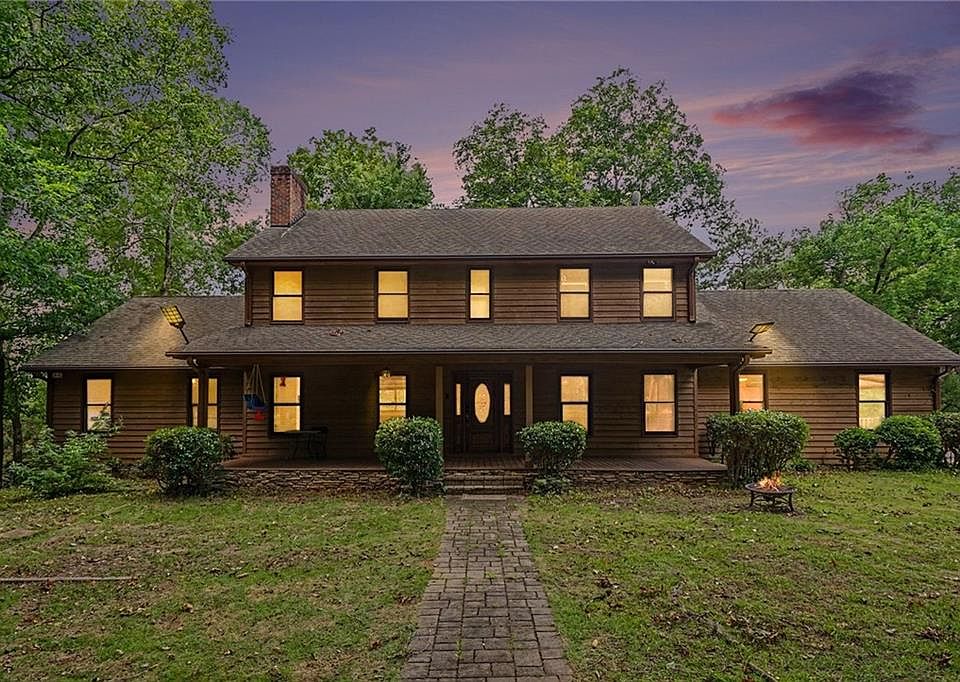 1st image of 3440 Monica Ln SW