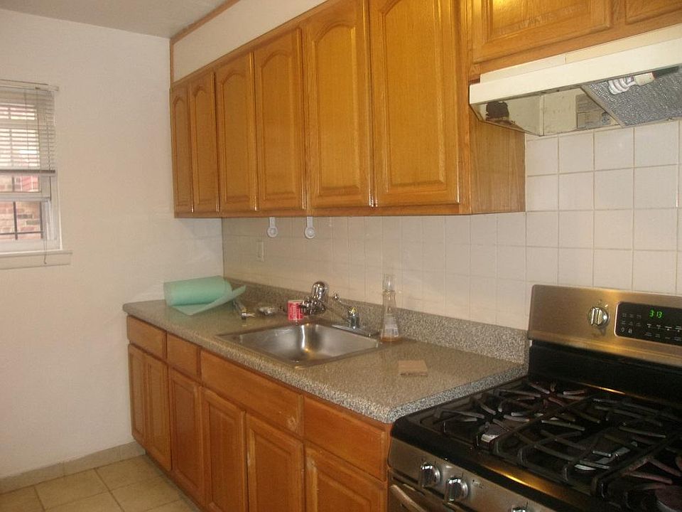 1st image of 20937 41st Ave