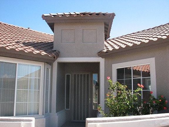 2nd image of 453 S Valle Escondido