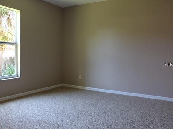 4th image of 2938 Hawthorne St