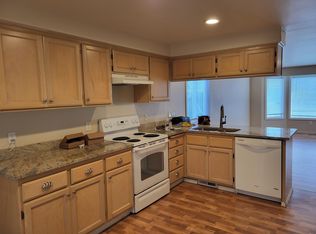 937 Juanita Way, Central Pt, OR 97502