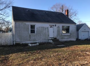 496 Jennings Ave, Farmington, IL 61531