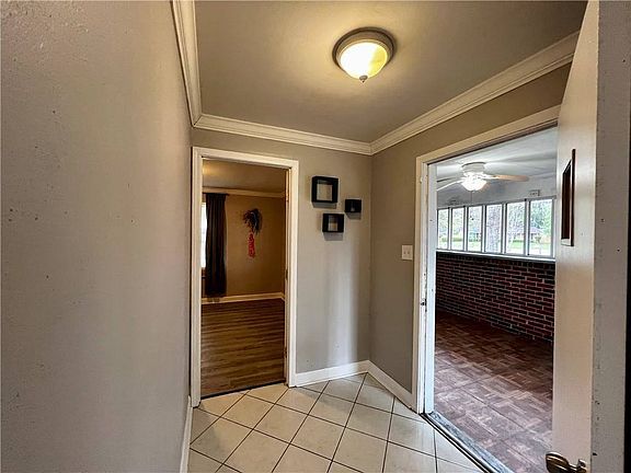 4th image of 3604 Heritage Dr N