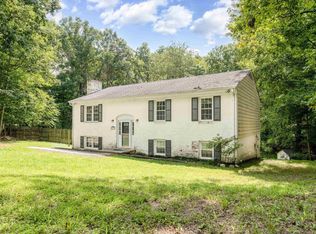 4813 Mechunk Rd, Keswick, VA 22947