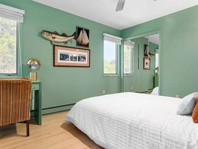 36 Hoppin Ave — Photo 6