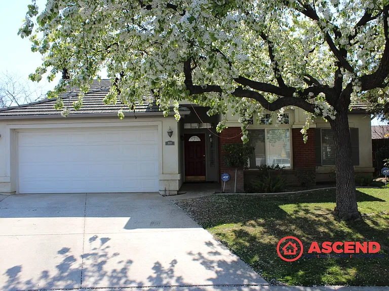 309 Barkine Ct — Photo 1