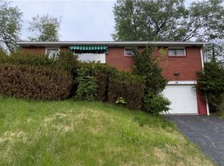 114 Spruce Dr, Glenshaw, PA 15116