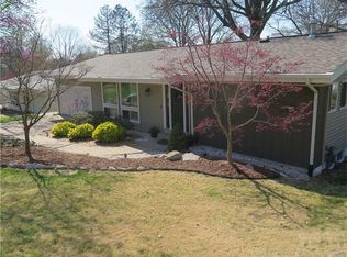 1623 Red Gate Ln, Saint Louis, MO 63146
