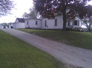 2207 W Johnsburg Rd, Johnsburg, IL 60051