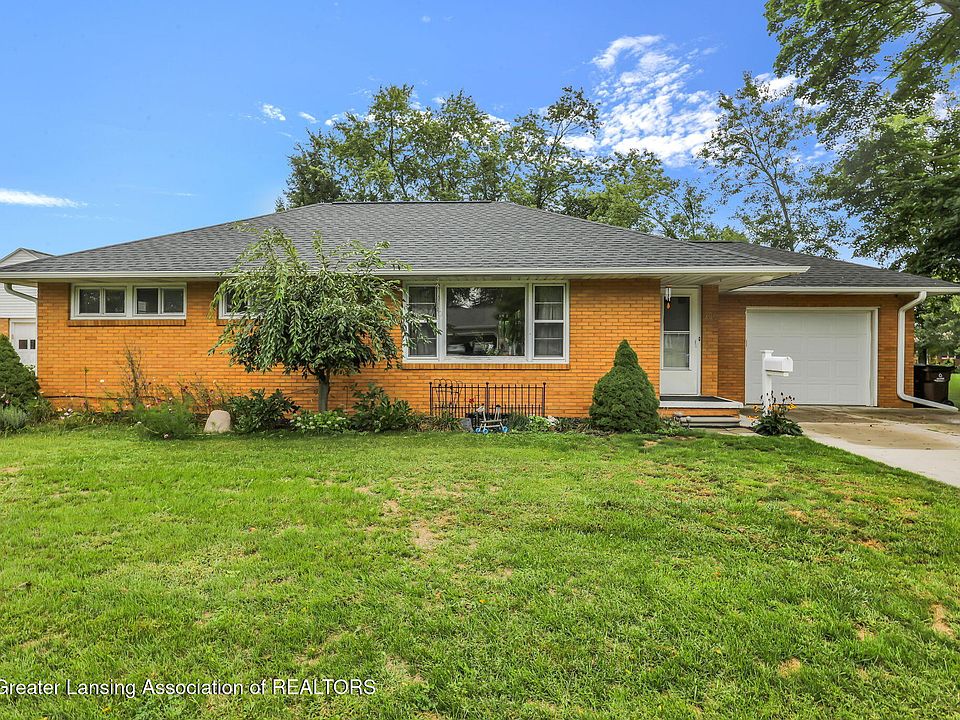 1st image of 226 Grape St