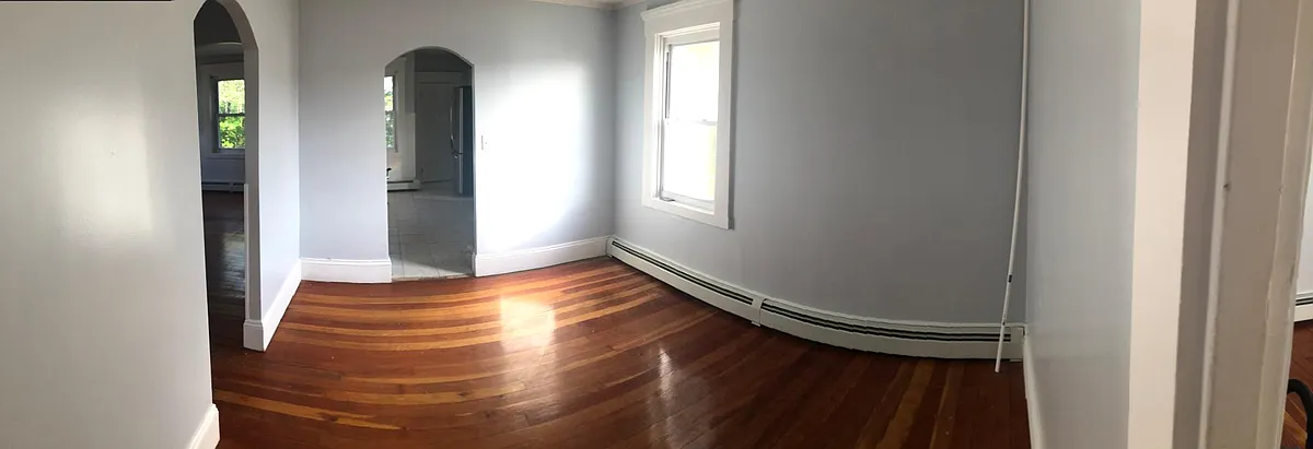 Dining room - 18 Urquhart St #2