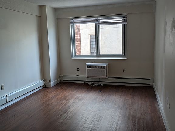 4th image of 130 Bowdoin St APT 509