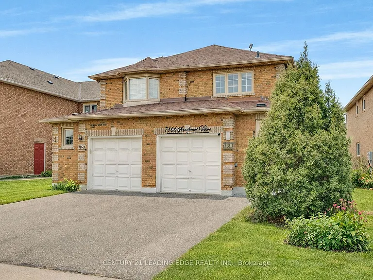 7166 Sandhurst Dr — Photo 2