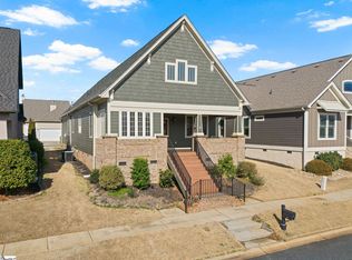 6 Worthington Ct, Simpsonville, SC 29681