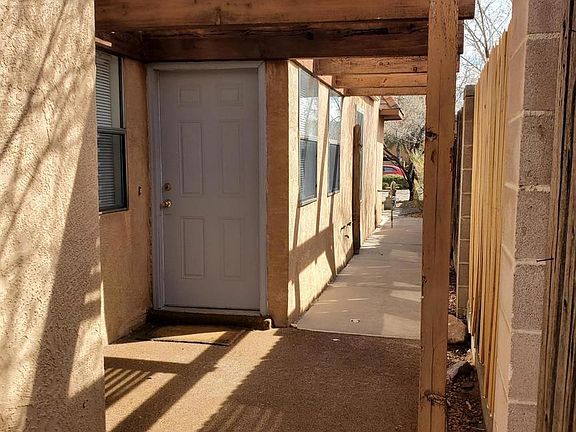 4th image of 5325 Heritage Way NE
