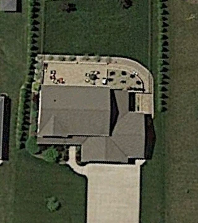 1st image of 924 Mesa Verde Dr