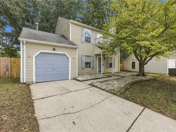 828 Maywood Cir, Newport News, VA 23608