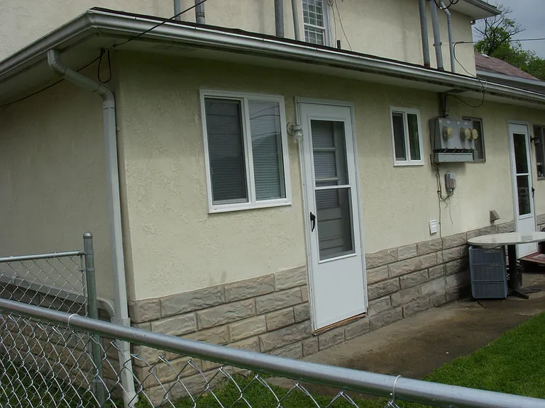 793 Walnut St — Photo 11