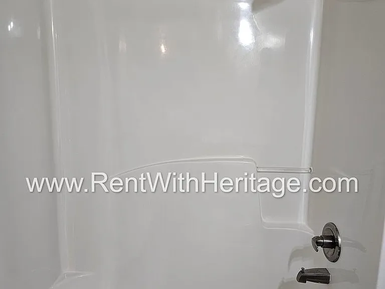 182 Saddleridge Dr — Photo 32