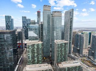 14 York St #807, Toronto, ON M5J 0B1