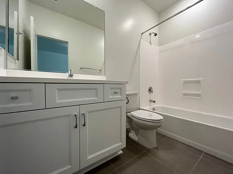 265 E Balsam Dr — Photo 32