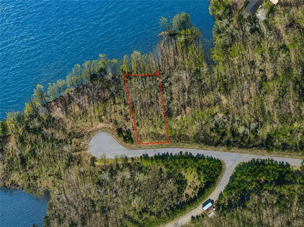 38 Waterside Point, Abbeville, SC 29620