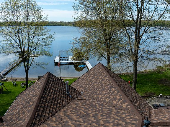 3rd image of 5256 Edgelake Dr