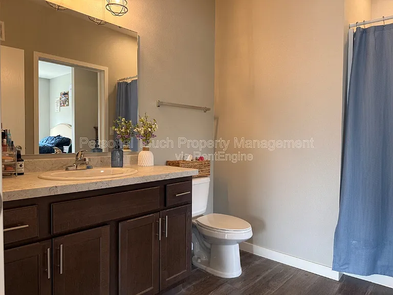 600 8th St S #304 — Photo 35