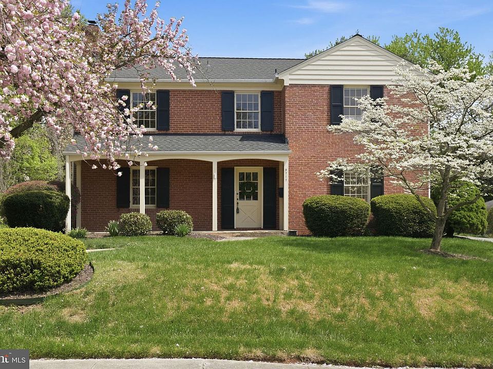 1st image of 5717 Charlestowne Dr
