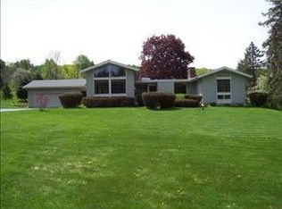 7182 Frank Long Rd, Jamesville, NY 13078