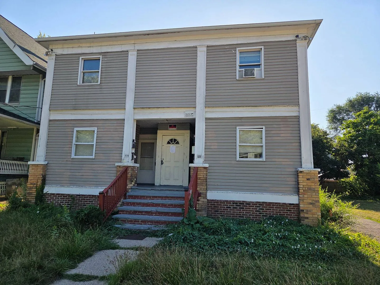 536 E 117th St Cleveland, OH 44108 — Photo 1