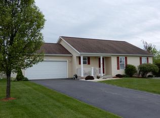 6629 Mickeys Trl, Kalamazoo, MI 49009