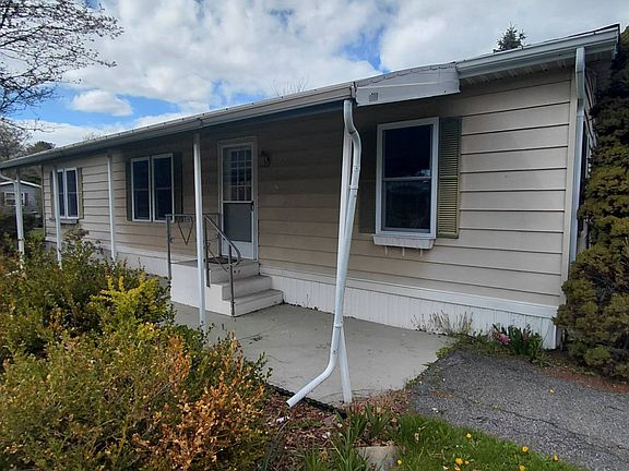 2nd image of 6 Lanai Ln