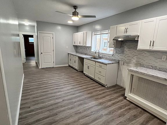 Lower Kitchen